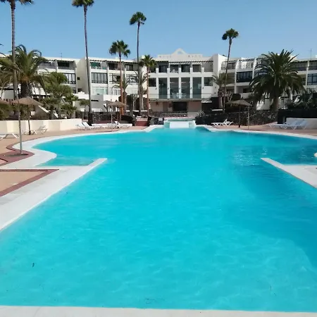 Apartment Playa Roca Modern - Seafront Pool Complex *