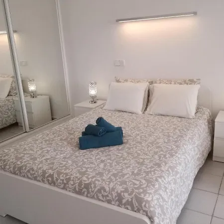 Apartment Playa Roca Modern - Seafront Pool Complex Costa Teguise