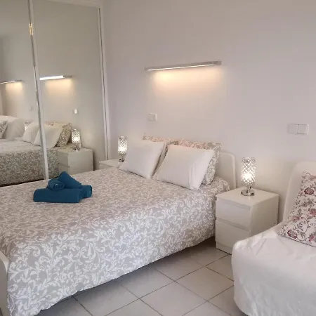 Playa Roca Modern - Seafront Pool Complex *